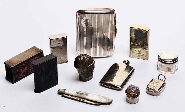 Appraisal: A COLLECTION TO INCLUDE A SILVER CIGARETTE CASE a silver