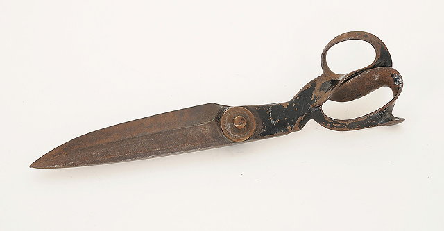 Appraisal: A pair of large iron tailor's shears stamped 'R Heinisch