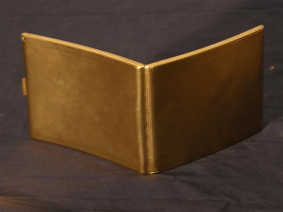 Appraisal: ct Gold Cigarette case g