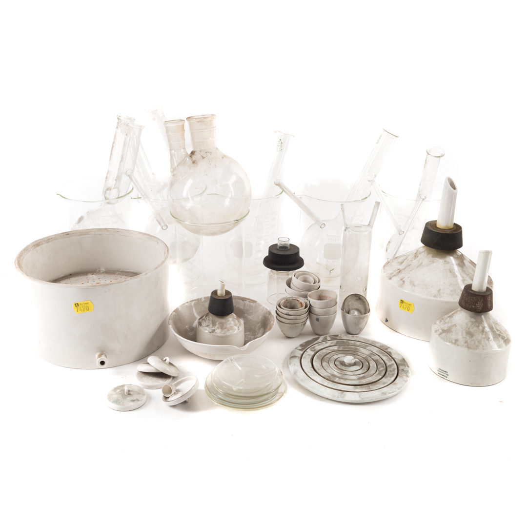 Appraisal: Assorted laboratory glass beakers tubes ceramics