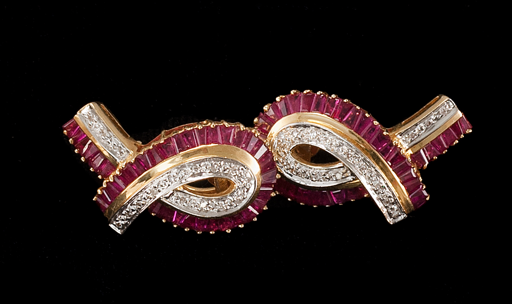 Appraisal: PAIR OF KT YELLOW GOLD DIAMOND AND RUBY EARRINGS With