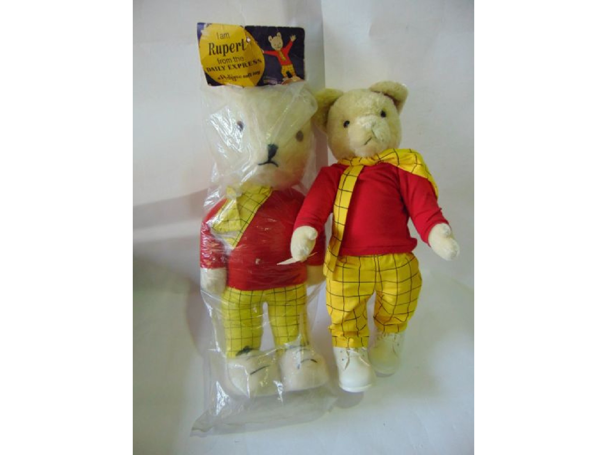 Appraisal: A boxed Merrythought Rupert the Bear toy cm tall approx