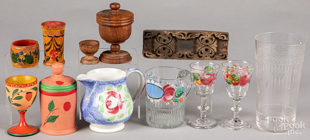 Appraisal: Decorative accessories Decorative accessories to include reproduction Lehnware enamel glass