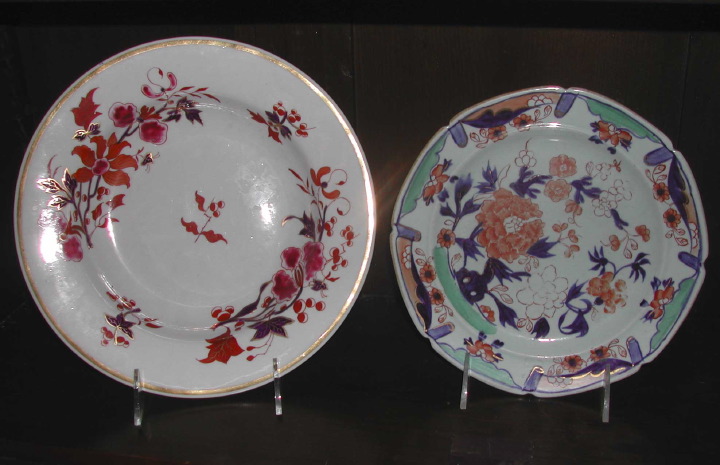 Appraisal: Two Oriental-Patterned Plates one a Mason's patent ironstone octagonal dessert