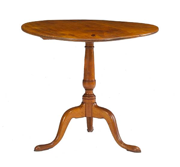 Appraisal: A Queen Anne figured maple tilt top tea table New