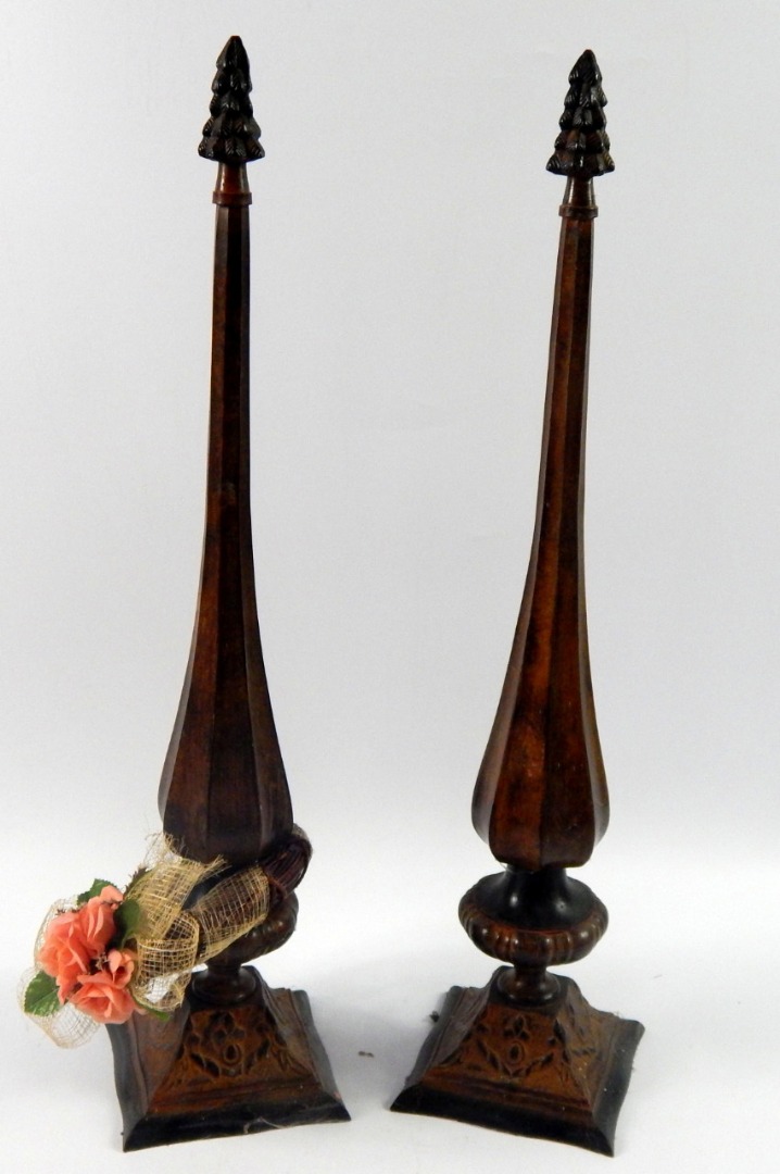 Appraisal: A pair of two tone cast metal table ornaments of