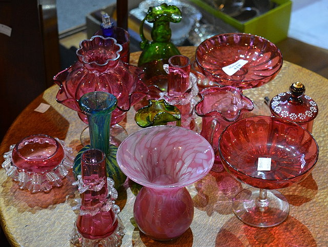 Appraisal: A collection of Cranberry and other glasswareincluding Mdina