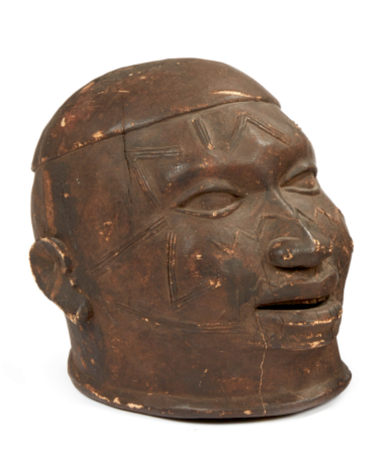 Appraisal: Makonde Lipiko Mask The Makonde people live in what is