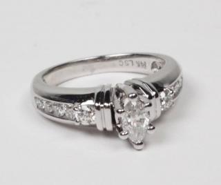 Appraisal: K DIAMOND LADIES RING K WHITE GOLD DIAMOND LADIES RING