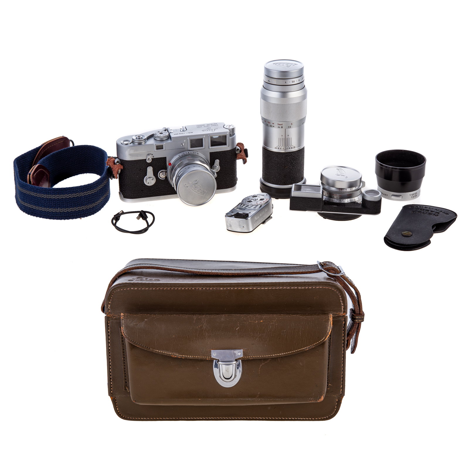 Appraisal: LEICA M CAMERA LENSES ACCESSORIES CASE Leica M camera serial