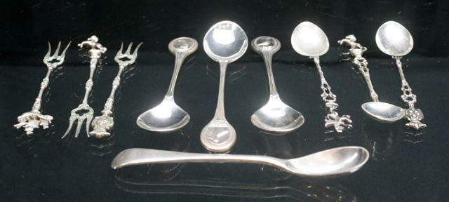 Appraisal: Six Italian silver coffee spoons with figural handles together with