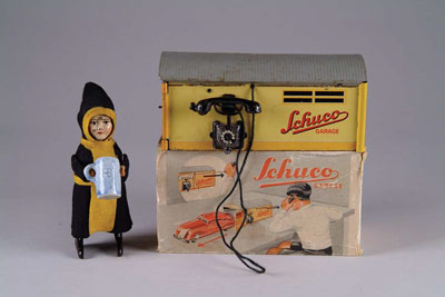 Appraisal: LOT OF SCHUCO TOYS Includes windup robed beer drinker in