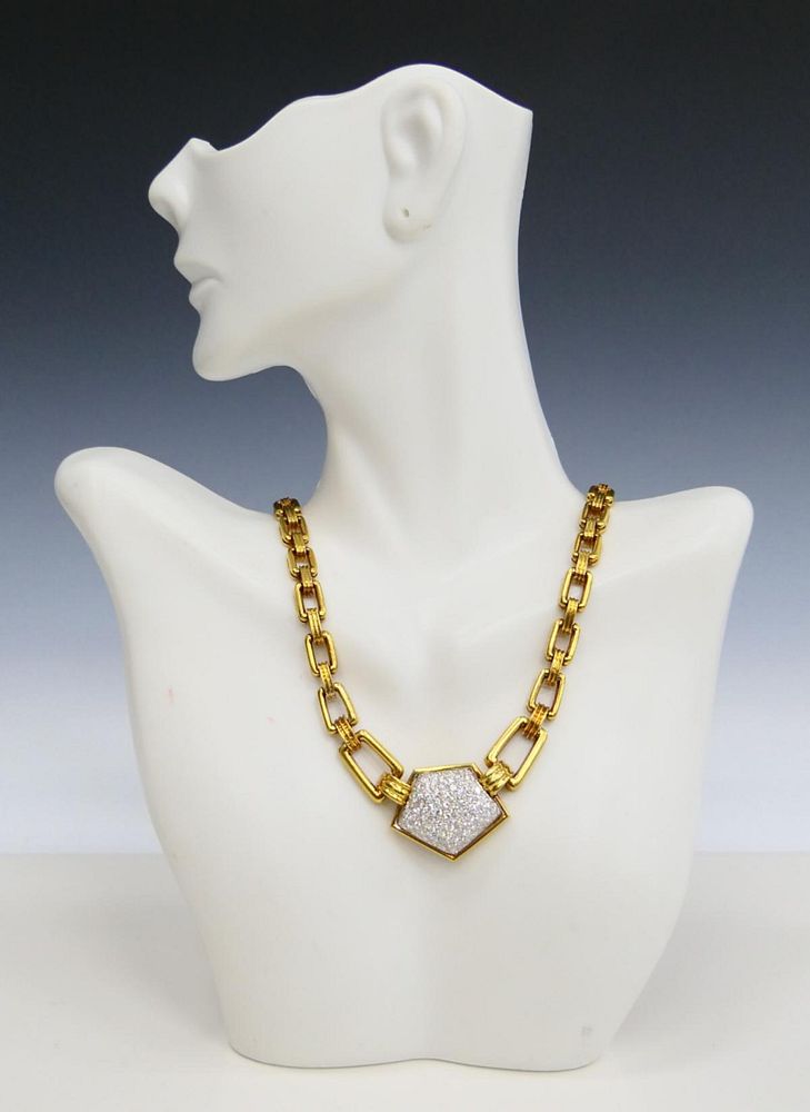 Appraisal: EXTRAORDINARY KT Y GOLD CT DIAMOND NECKLACE Measures about long