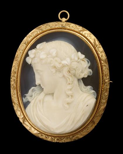 Appraisal: Agate cameo brooch Large cameo of Grecian woman in profile