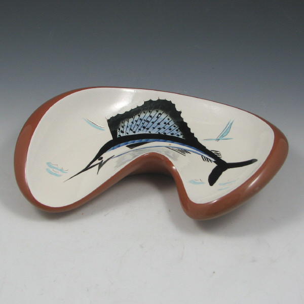 Appraisal: Stangl Sailfish lobed tray Marked with Stangl Pottery oval A