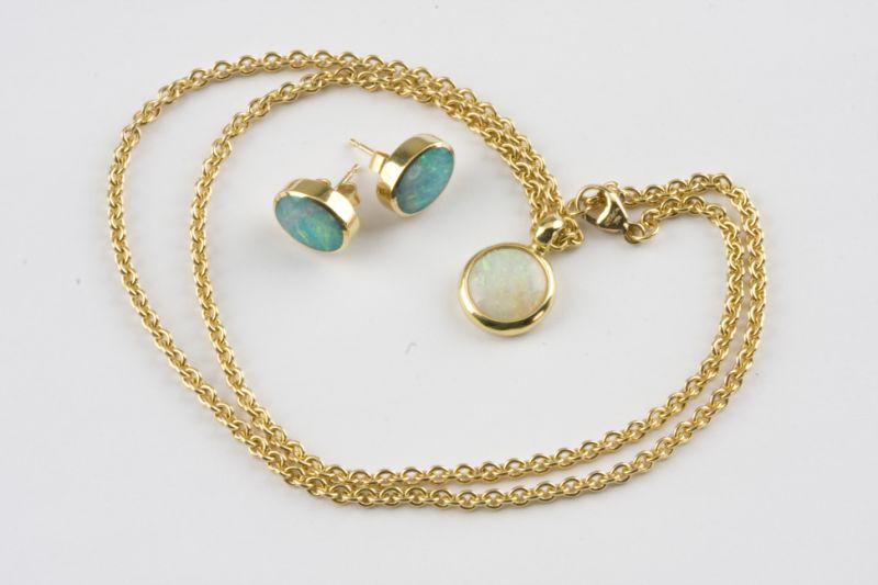 Appraisal: Tiffany Co Chain KT Yellow Gold Opal Set first a