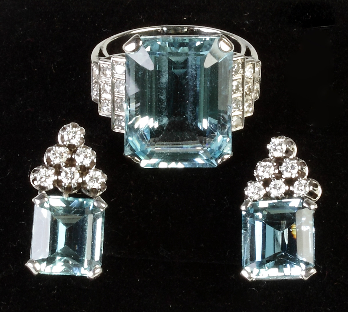 Appraisal: K Gold Aquamarine Ring w Matching Earrings