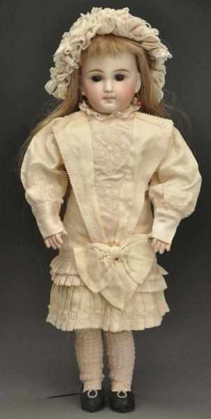 Appraisal: Lovely Belton-Type Child Doll Unmarked German bisque socket head with