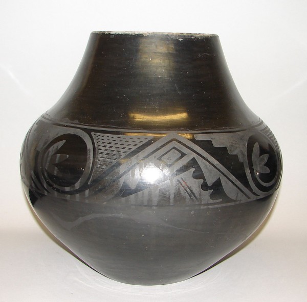 Appraisal: Pot features black on black geometric designs t w restoration