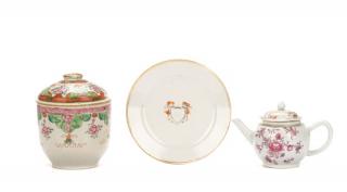 Appraisal: Three Piece Collection of Chinese Export Porcelain Chinese th th