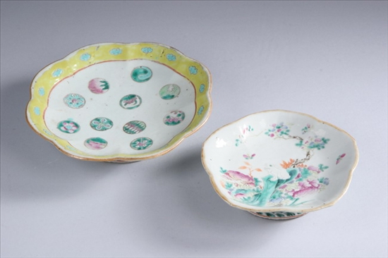 Appraisal: TWO CHINESE FAMILLE ROSE PORCELAIN DISHES th century Floral decoration