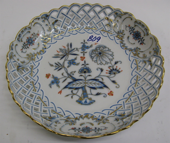 Appraisal: GERMAN MEISSEN PORCELAIN RETICULATED BOWL Blue Onion pattern with orange