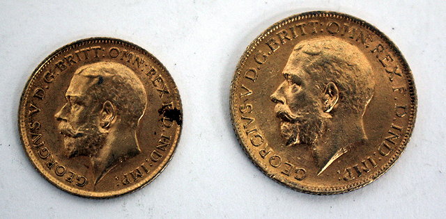 Appraisal: A GEORGE V GOLD SOVEREIGN DATED together with a George