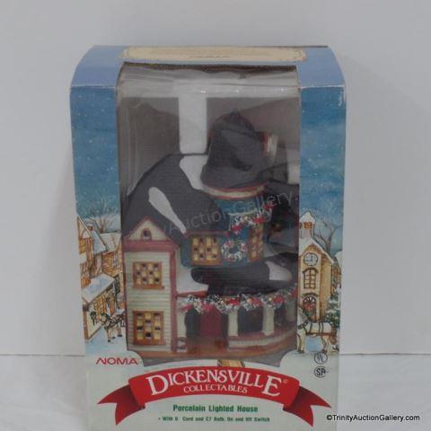 Appraisal: Dickensville Collectibles Christmas House - NIB Produced by Noma is