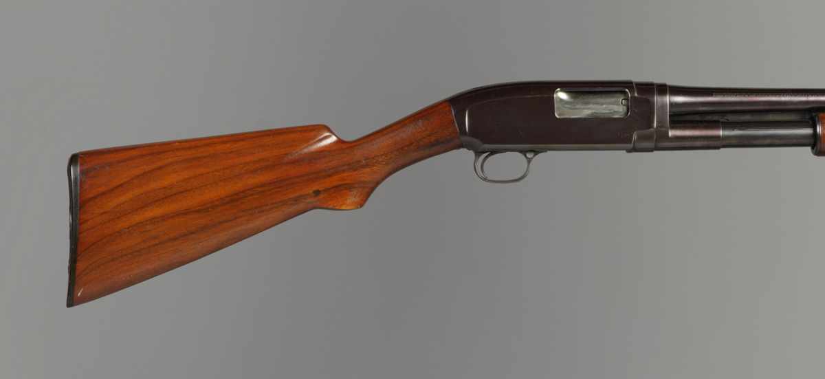 Appraisal: Winchester Shotgun Model Serial gauge Overall L ''E