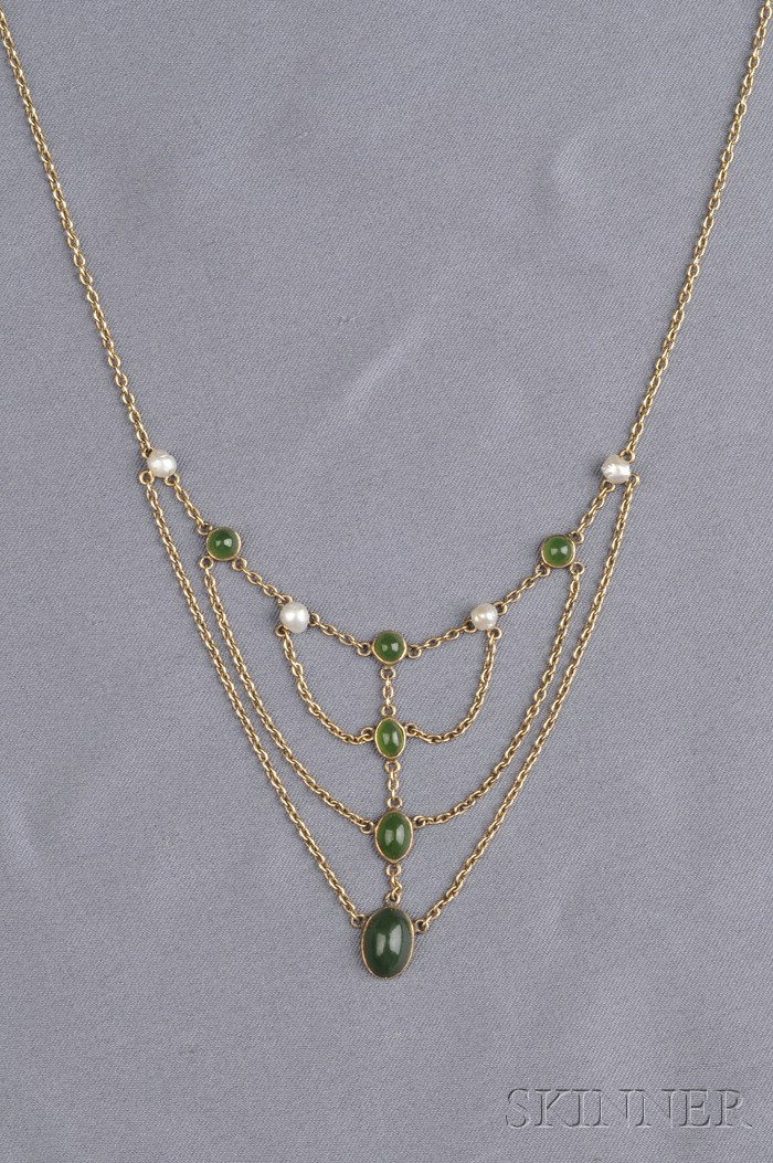 Appraisal: kt Gold Jade and Freshwater Pearl Festoon Necklace composed of