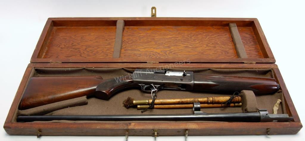 Appraisal: Remington Model Semi Auto Shotgun-Blued round barrel Chambered in ga