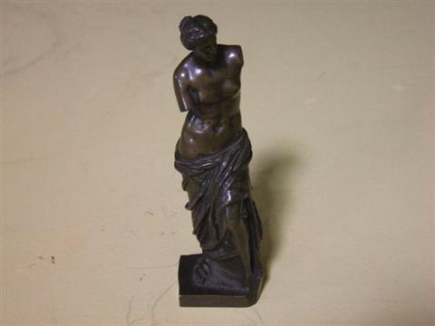 Appraisal: FRENCH BRONZE FIGURE OF THE VENUS DE MILO With 'BARBEDIENNE'