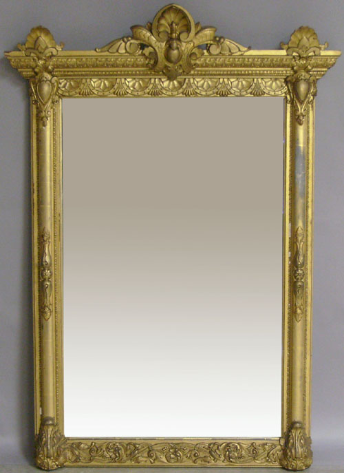 Appraisal: Victorian giltwood mirror th c l w