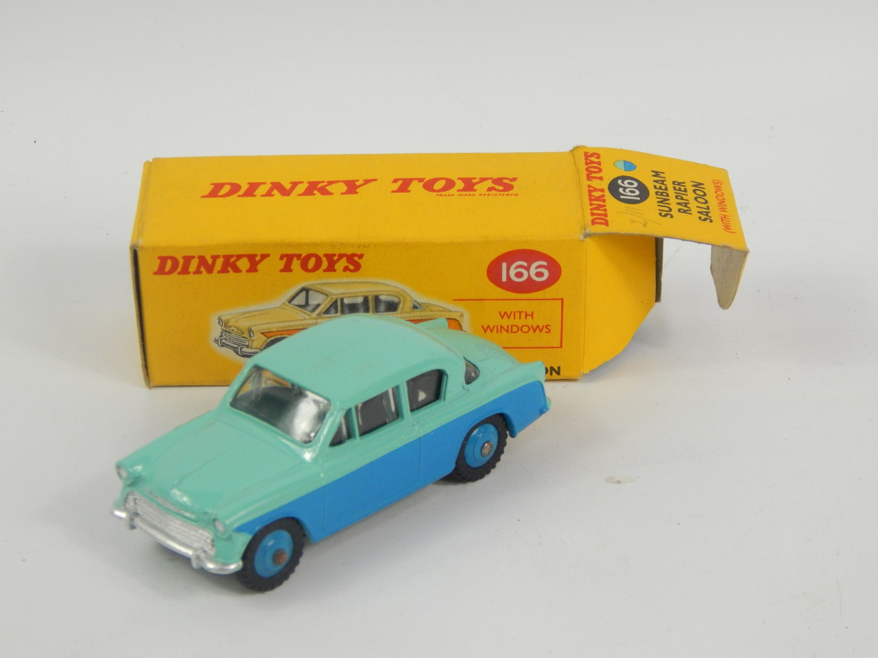 Appraisal: A Dinky Toys diecast vehicle Sunbeam Rapier saloon with windows