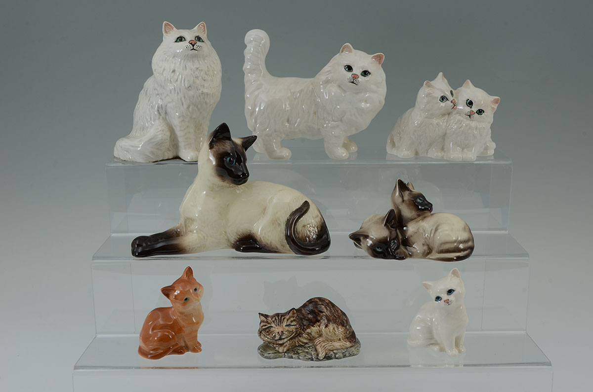 Appraisal: BESWICK PORCELAIN CAT FIGURINES An assembled collection of pieces total