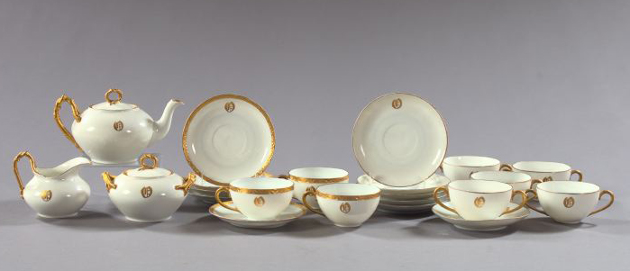 Appraisal: Twenty-Two-Piece Collection of Porcelain first quarter th century consisting of