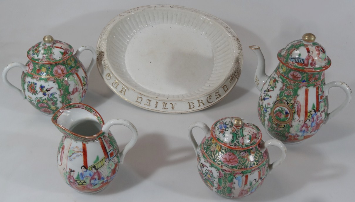 Appraisal: A quantity of Cantonese porcelain comprising coffee pot cm high