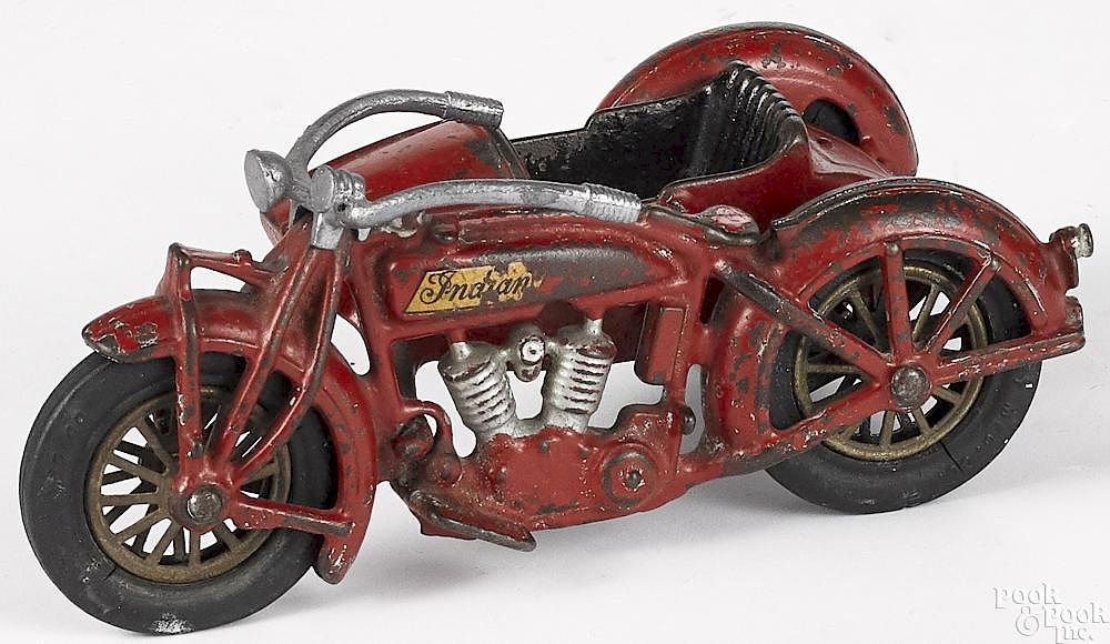 Appraisal: Hubley cast iron Indian motorcycle with sidecare Hubley cast iron