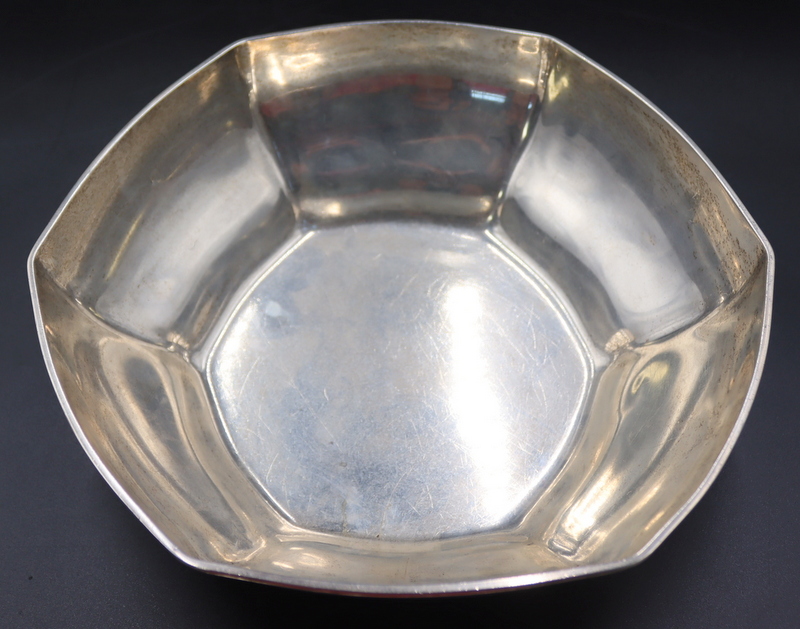 Appraisal: STERLING TIFFANY CO HEXAGONAL STERLING BOWL Total approx weight is