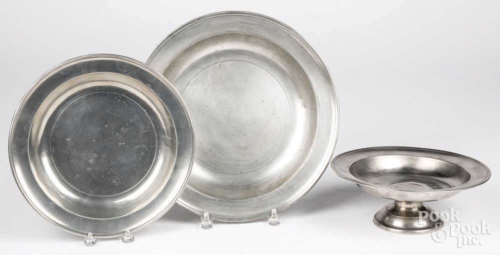 Appraisal: Two Thomas Boardman pewter plates Two Thomas Boardman Hartford Connecticut