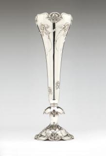 Appraisal: An Art Nouveau sterling silver trumpet vase Late th early