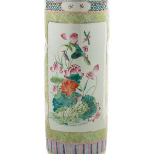 Appraisal: A Famille Rose Porcelain Umbrella Stand Late th Century Height