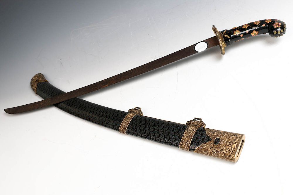 Appraisal: IMPORTANT CHINESE IMPERIAL SWORD QING DYNASTY The sheath superbly inlaid