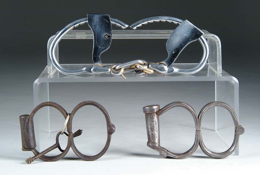 Appraisal: LOT OF FIVE PAIRS OF HANDCUFFS Two pairs of H