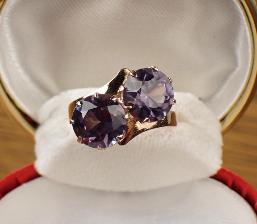 Appraisal: SYNTHETIC ALEXANDRITE RING K yellow gold a pair of round-cut