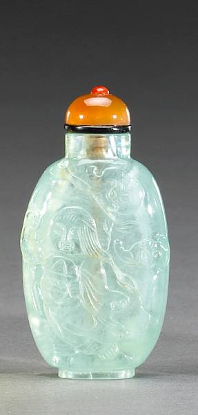 Appraisal: A green beryl snuff bottle th Century Of compressed ovoid