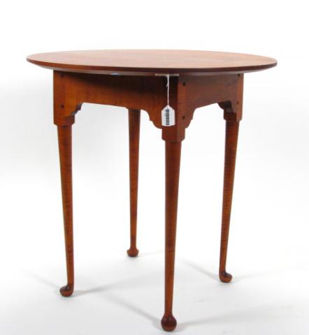 Appraisal: David Smith Cabinet Makers Ohio round end table curly maple