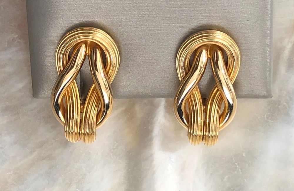 Appraisal: Pair of Ilias Lalaounis k Yellow Gold Twisted Rope Earclips