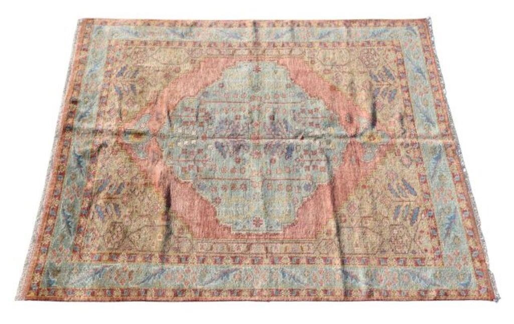 Appraisal: Hand-tied Indo-Serapi rug approx ' l ' w Please Note