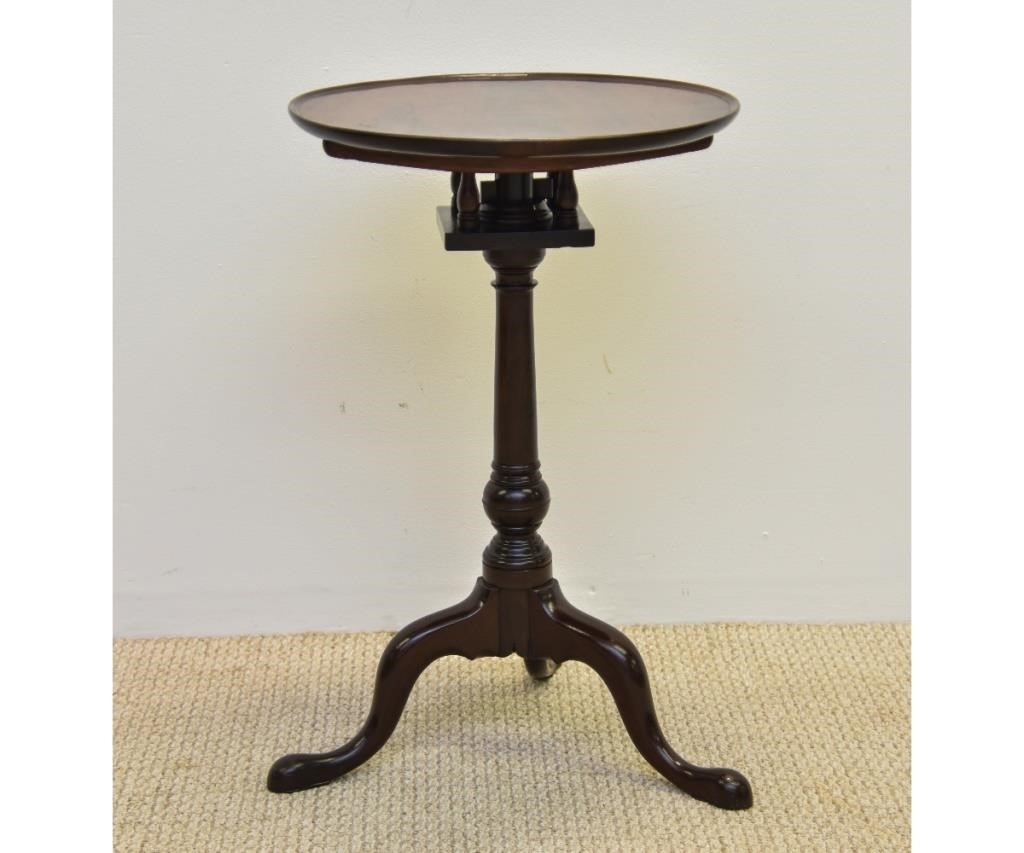 Appraisal: Philadelphia Queen Anne candlestand th c with birdcage support h